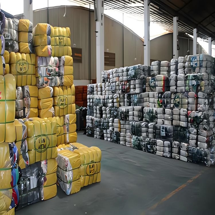 Wholesale man second hand used jackets used mens branded t shirts thrift clothes branded bales