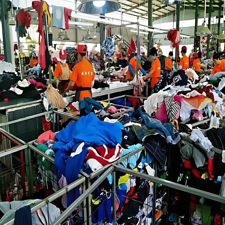 Wholesale man second hand used jackets used mens branded t shirts thrift clothes branded bales