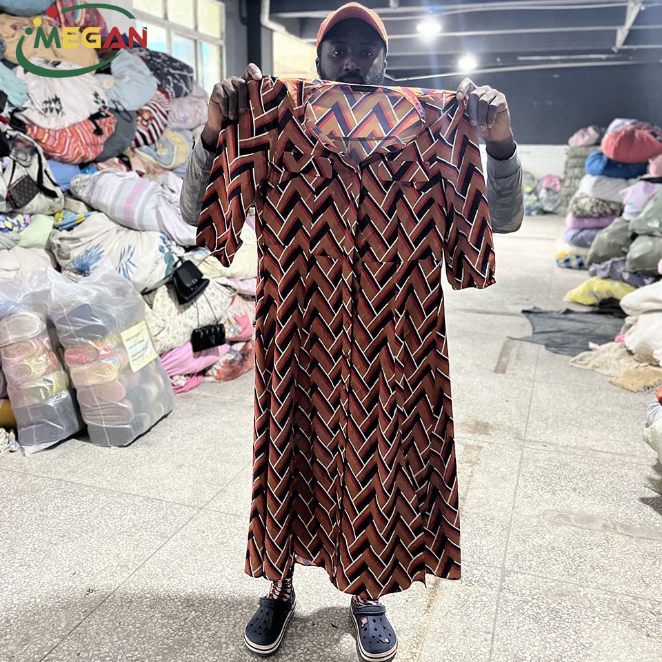 Megan Wholesale Cheap Original Second Hand Products Used Clothes Bags And Shoes