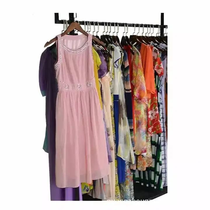 Clothing inventory second-hand clothing wholesale luxury brand tops skirts pants t-shirts women's export source package