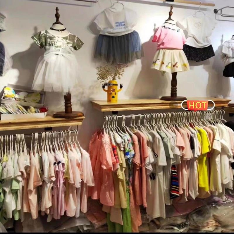Wholesale inventory of manufacturers for children's second-hand clothing T-shirts, pants, skirts, clothing stock wholesale at th