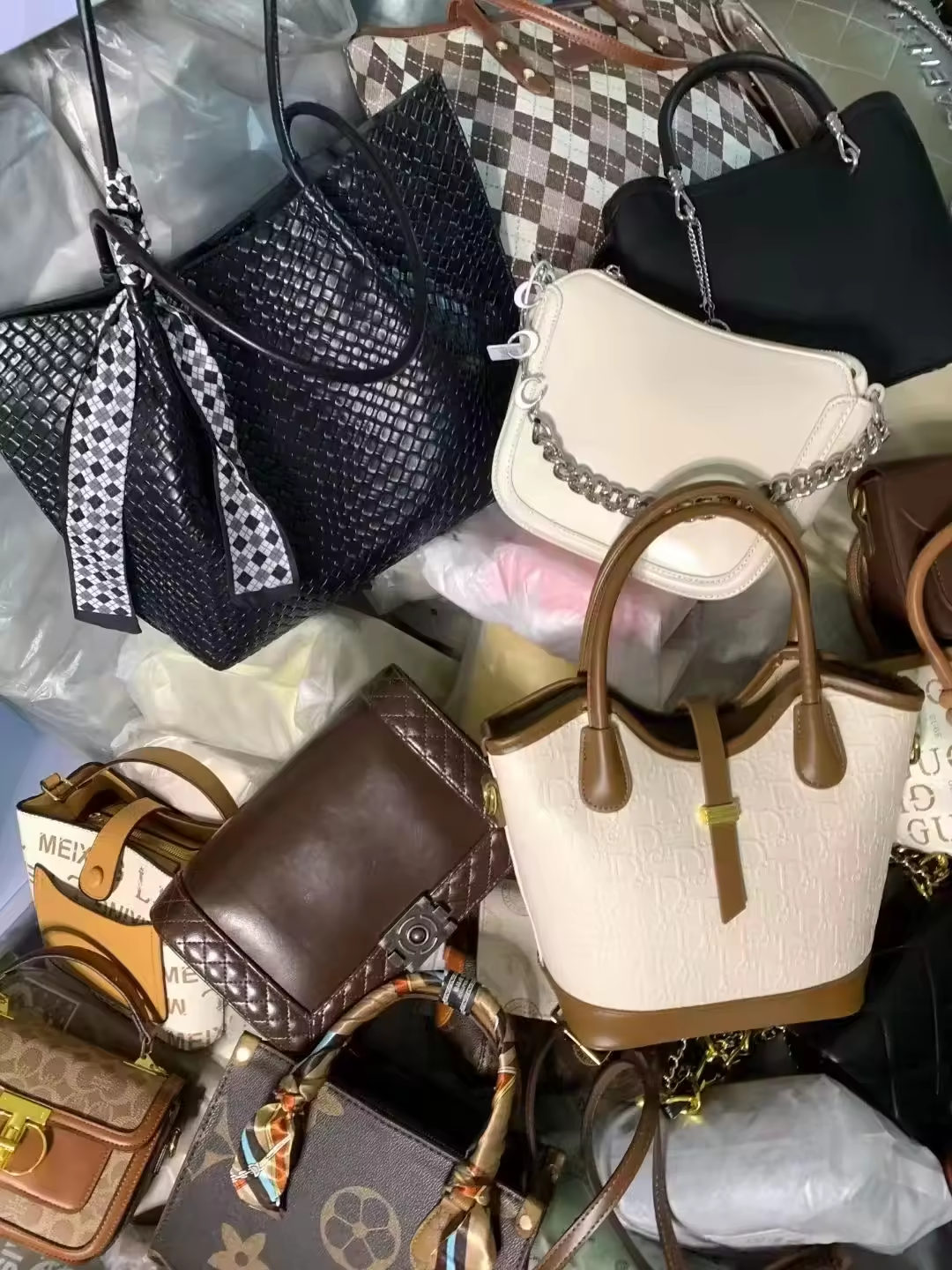 WO second hand clothes used bag bales women designers shoulder handbags uesd ladies bag used clothes