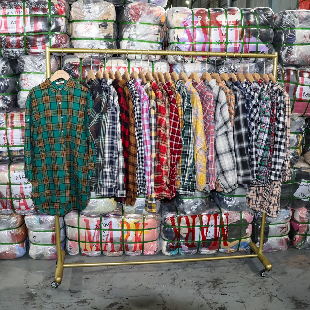 UKAY Premium Adult Flannel Shirt Trendy Summer Top for Mixed Bale High Quality Second Hand Clothes Used Clothing