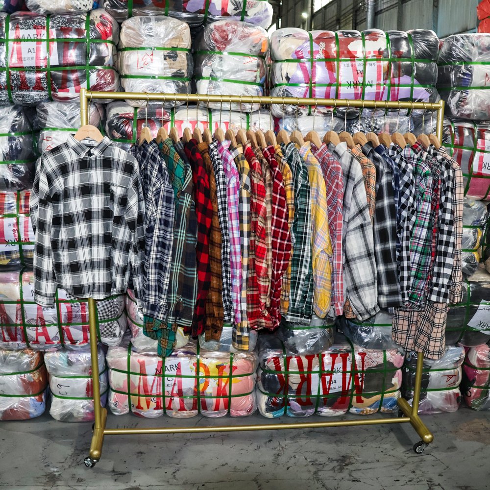 UKAY Premium Adult Flannel Shirt Trendy Summer Top for Mixed Bale High Quality Second Hand Clothes Used Clothing