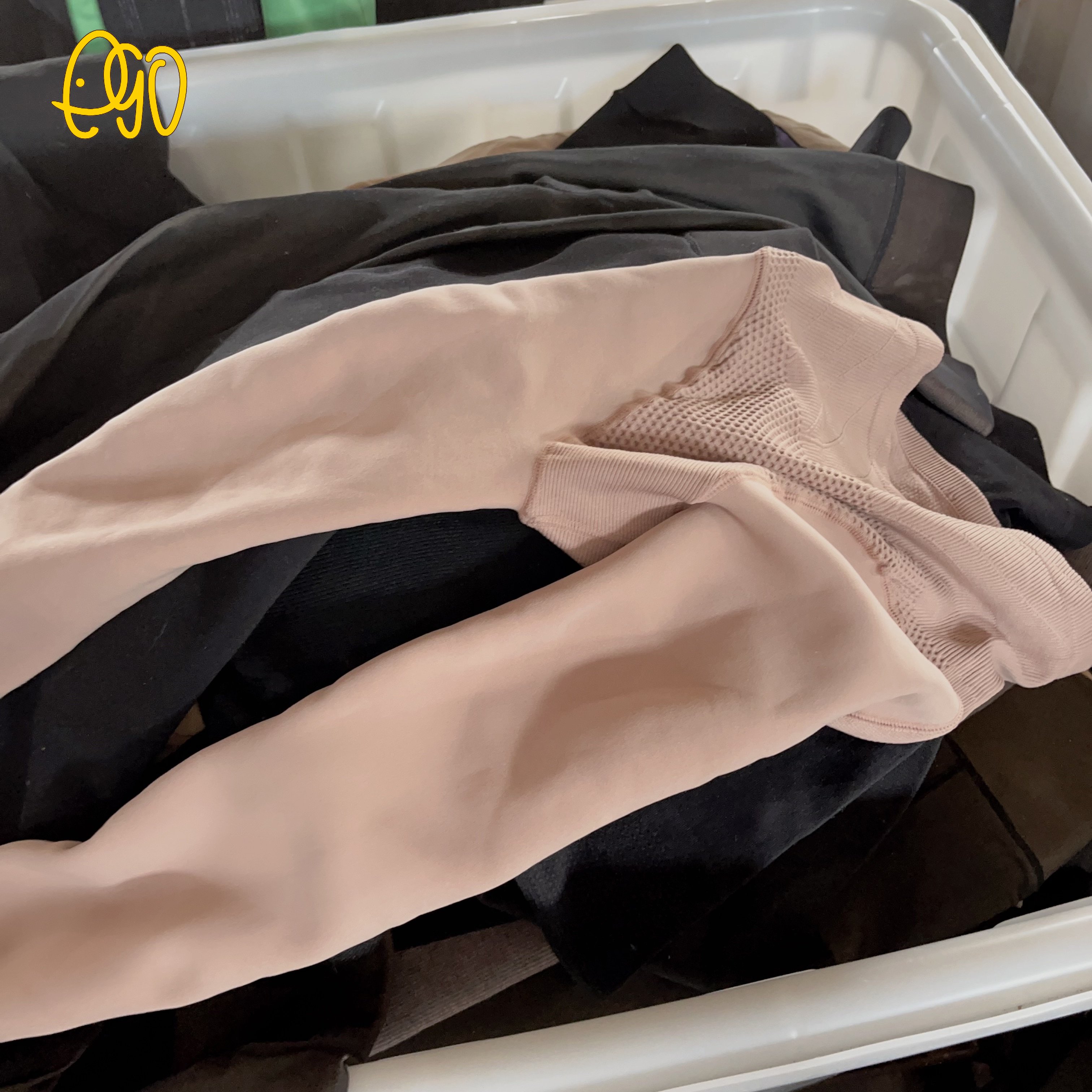Wholesale Price Second Hand Women'S Warm Stretch Leggings Mixed Shipment for Winter In Bales korean used clothes bales uk