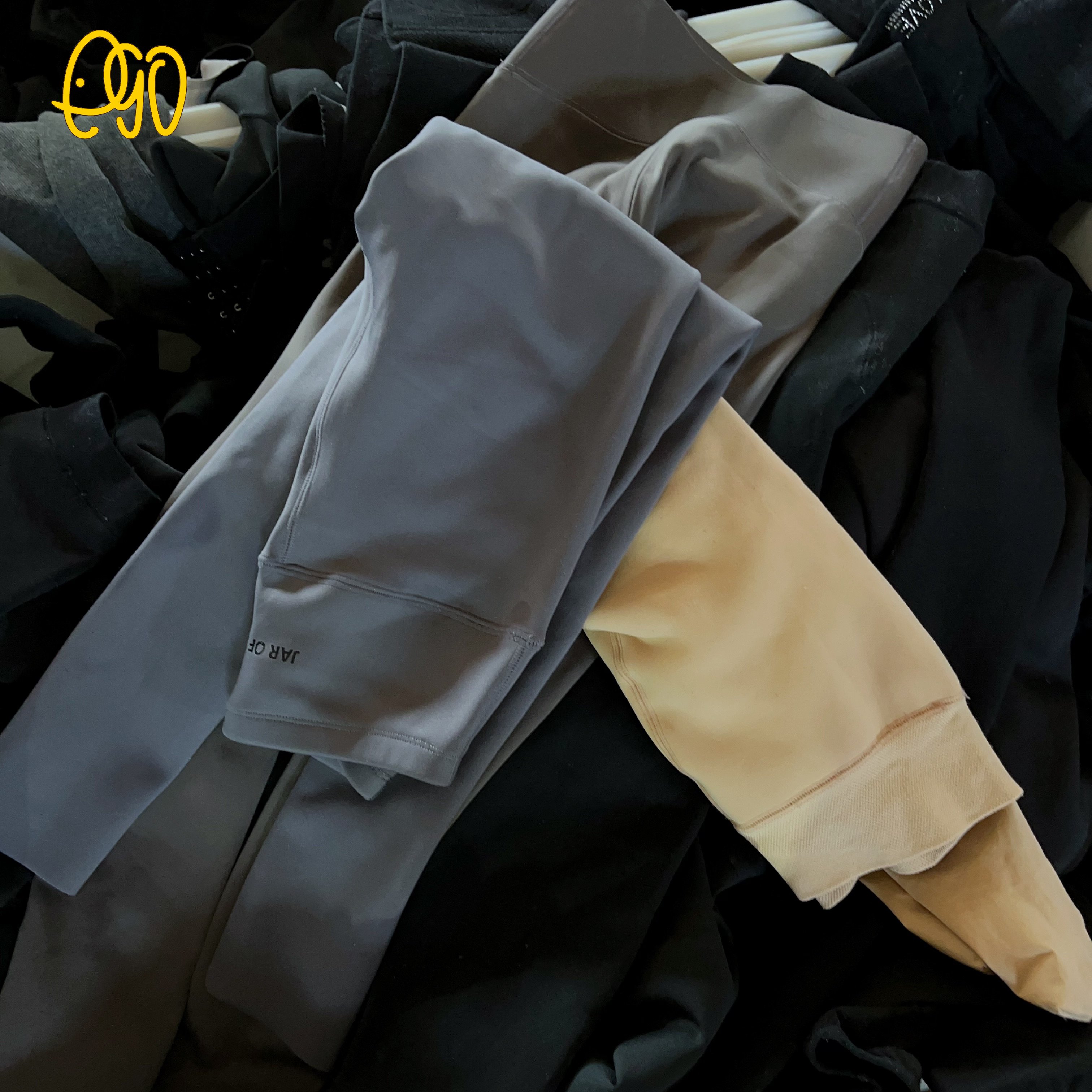 Wholesale Price Second Hand Women'S Warm Stretch Leggings Mixed Shipment for Winter In Bales korean used clothes bales uk