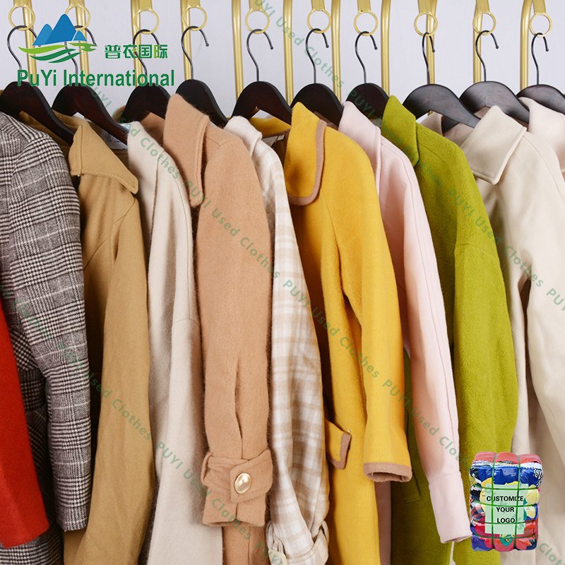 Ladies woolen worsted coat long sleeves used clothes second hand clothing bales ladies