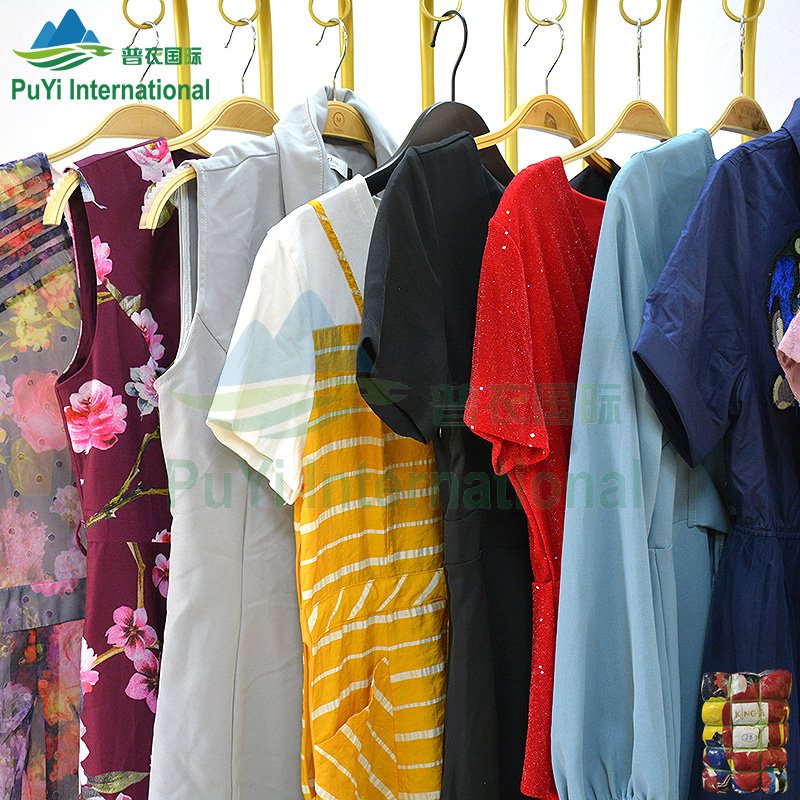Cheap wholesale women clothing used clothes uk cotton dress used clothing in bales in Africa