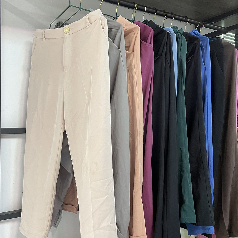 Wholesale price second hand woman suit pants for white collars fashion high-quality used suit pants for woman durable