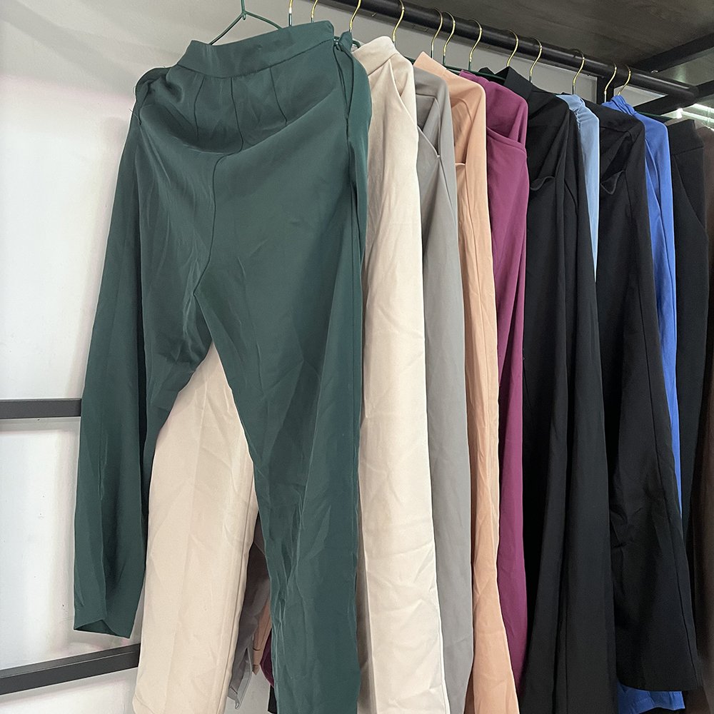 Wholesale price second hand woman suit pants for white collars fashion high-quality used suit pants for woman durable