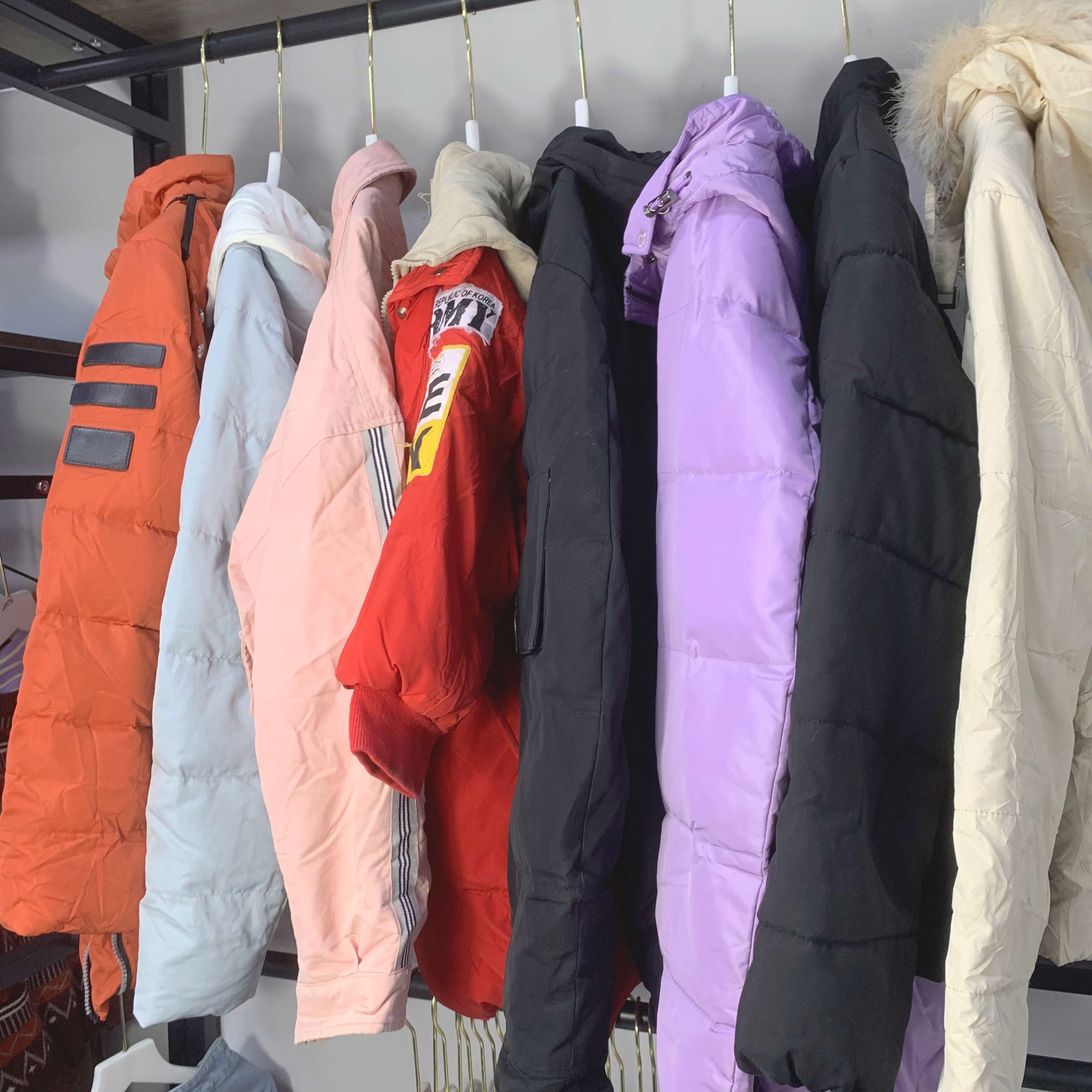 Second Hand Winter Jacket Woman Thrifted Bales Jacket Used Clothing Padded Jacket
