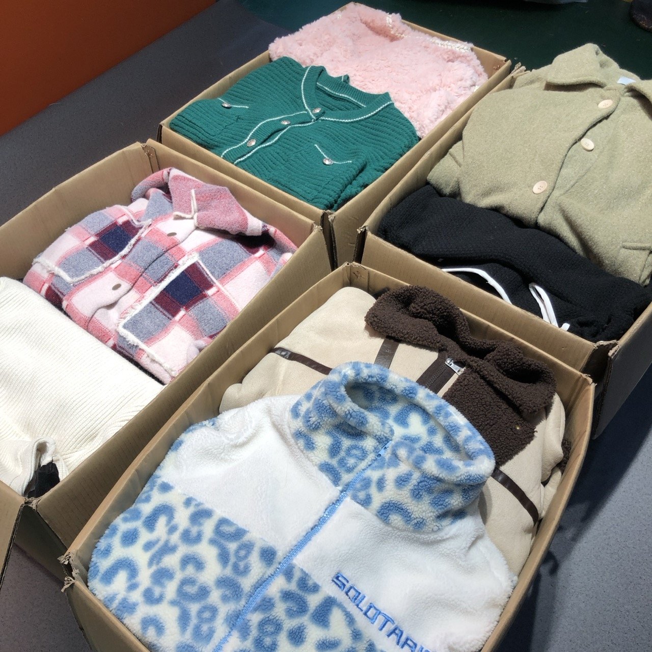 2nd hand winter clothes used women's clothes second hand dress clothing mixed packaging