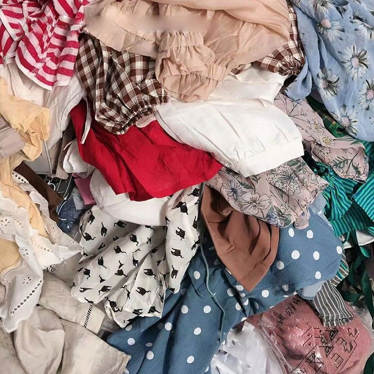 Used Woman Clothing Fashion Korean Style Bales Factory Wholesale Dress Used Summer Lady Clothes Stock