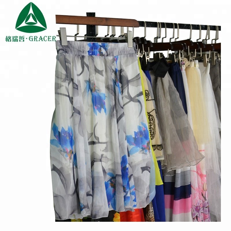 Wholesale mixed Cheap Ladies Silk Skirt Bales of Used Clothes Vintage Apparel Bale
