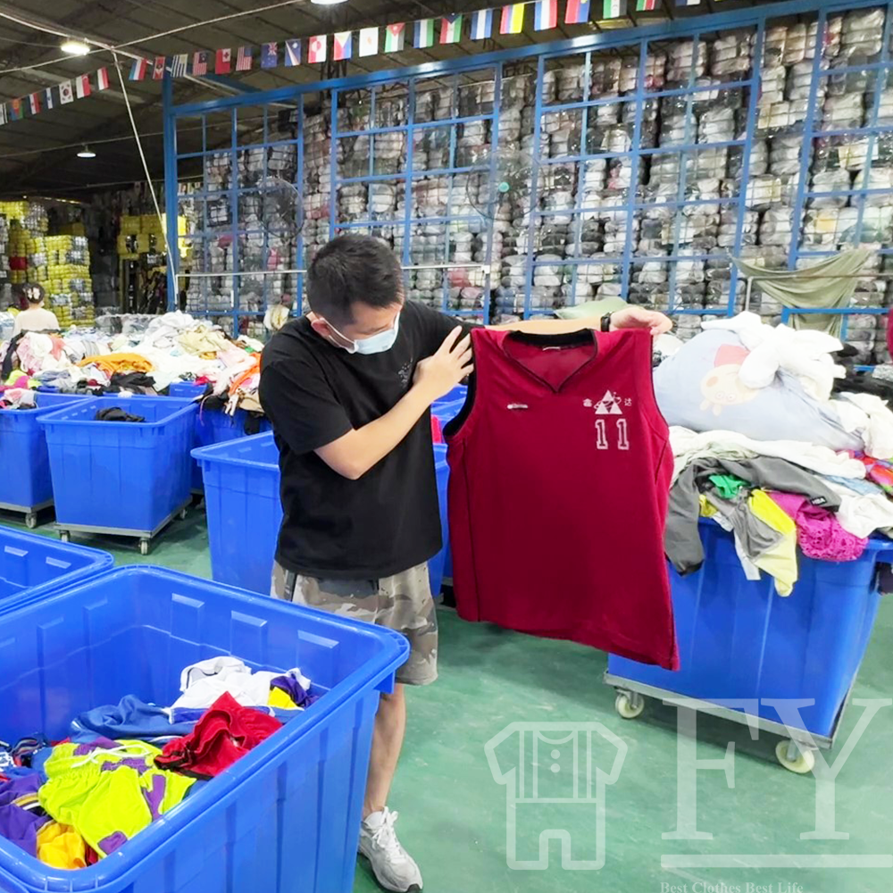 FengYang Second-hand Clothes Used Jerseys Used Clothes for Bales Adult Women Men Children Grade A Factory Outlet