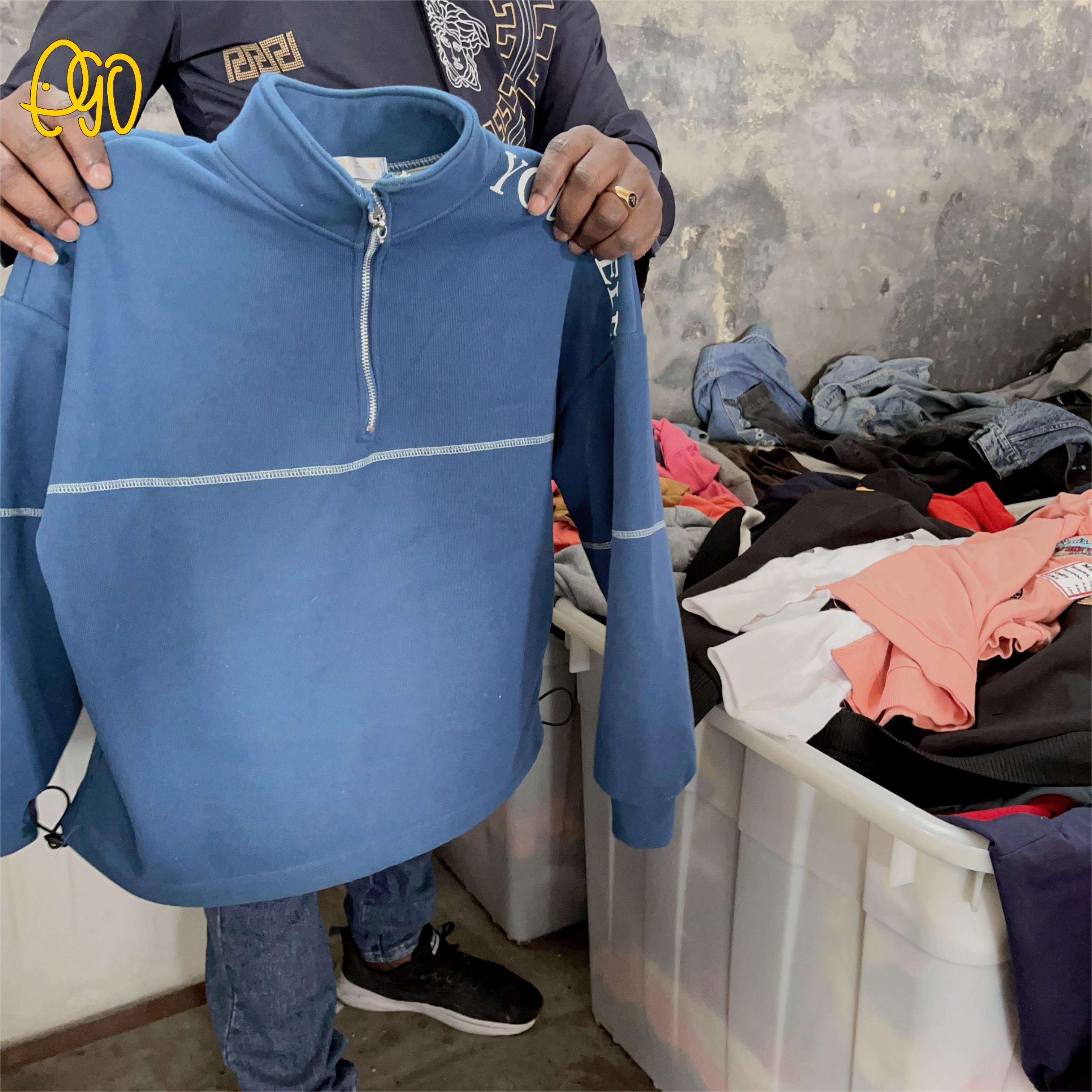 crewneck sweatshirt korea branded used thick hoody sportswear korean bales mixed used clothing 45kg clothes used man clothing