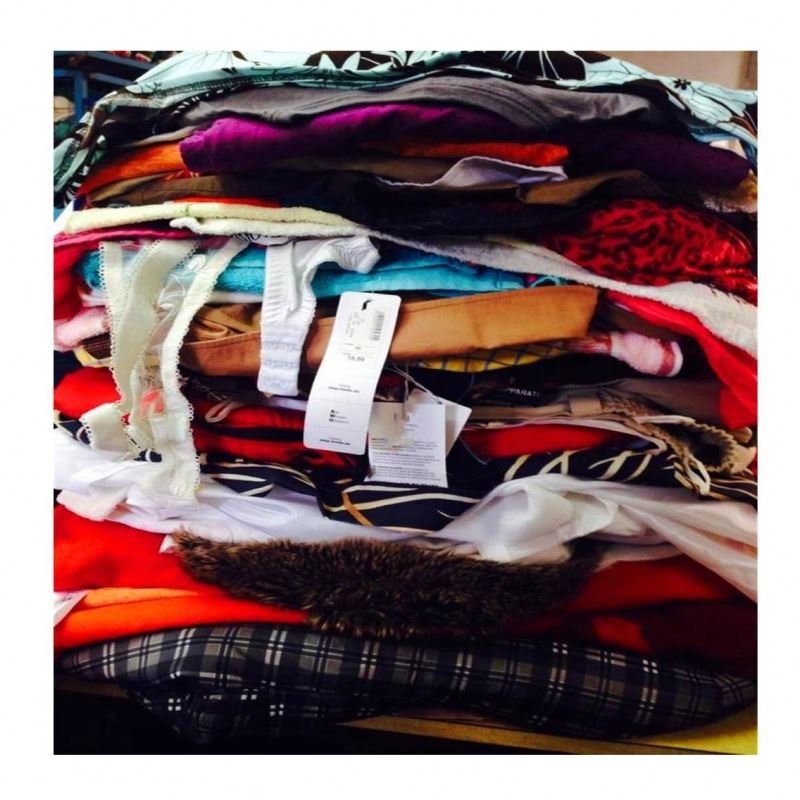 The Factory Sells Second Hand clothes stock women dress in bale used clothes people used cloths casual dress