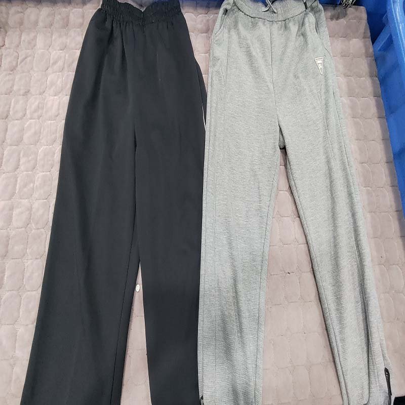 Casual and comfortable men nylon sportswear for women used clothes bales