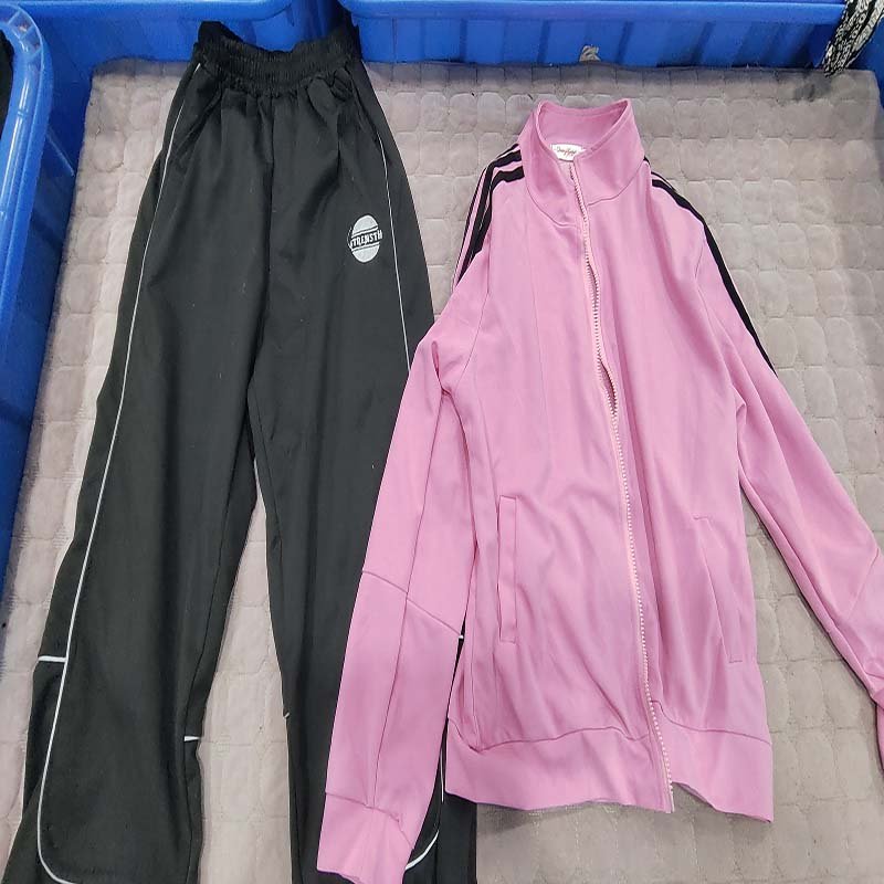 Casual and comfortable men nylon sportswear for women used clothes bales