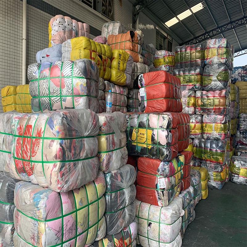 Bulk used clothes for resale