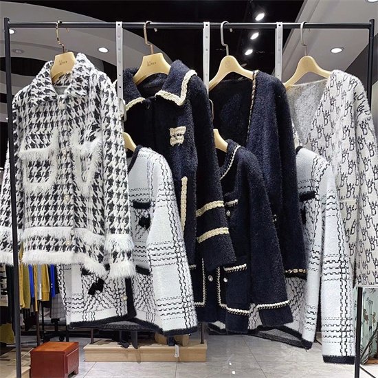2022 autumn and winter clothes cardigan small fragrance coat sweater women second-hand women's clothing wholesale stock clothes