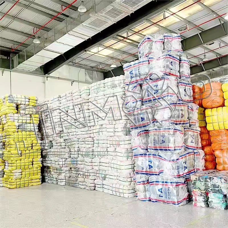 20ft 40ft container apparel stock ukay bales mixed grade A B cotton lady men children mixed used clothes bulk