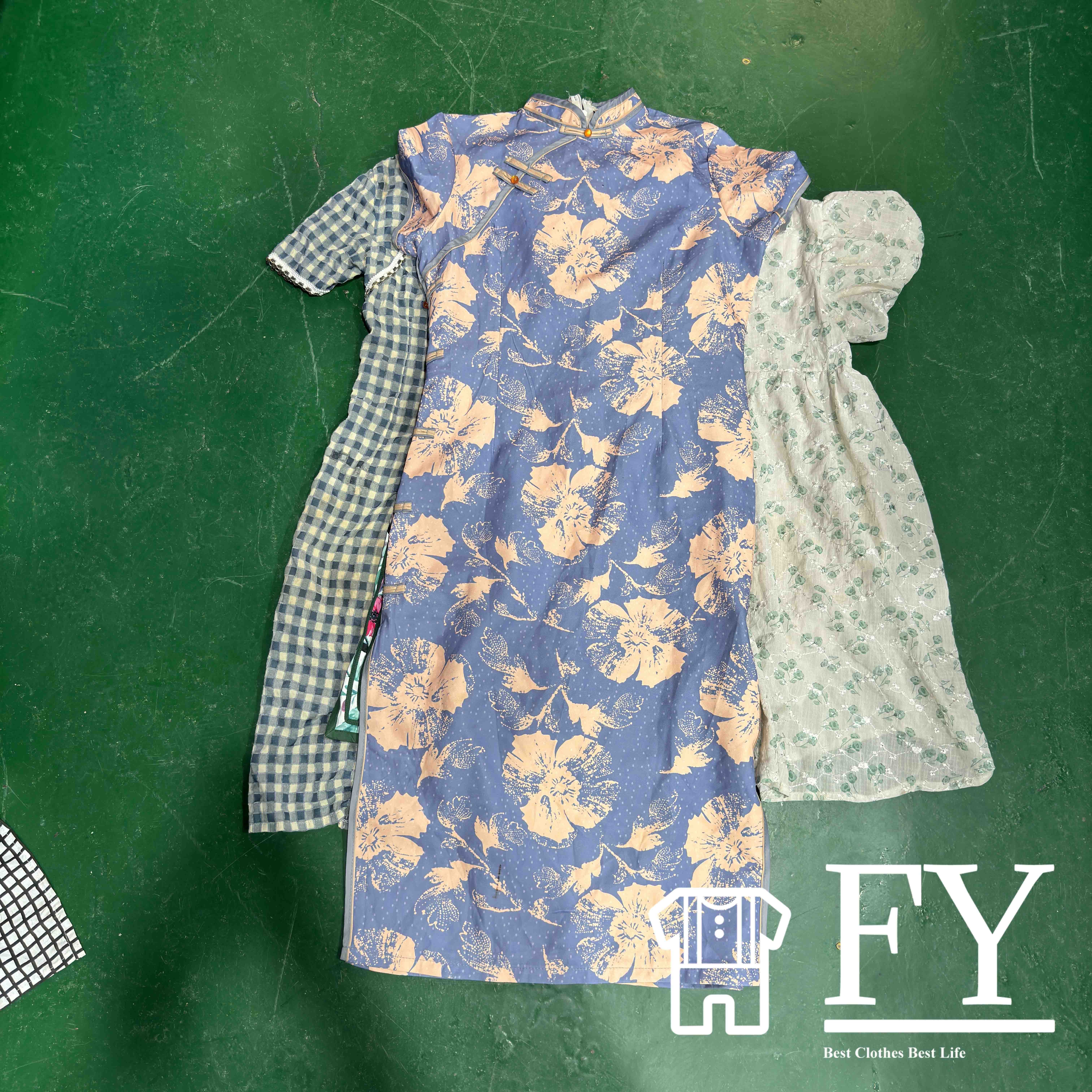 FengYang Used Clothes Bales 20ft container used clothes in bales for sale used girls clothes cheongsam qipao