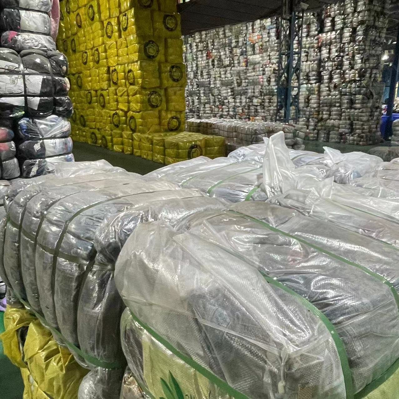 Second hand shoes mixed size packaging 45kg/75kg/100kg used clothes wholesale bales clothes woman used