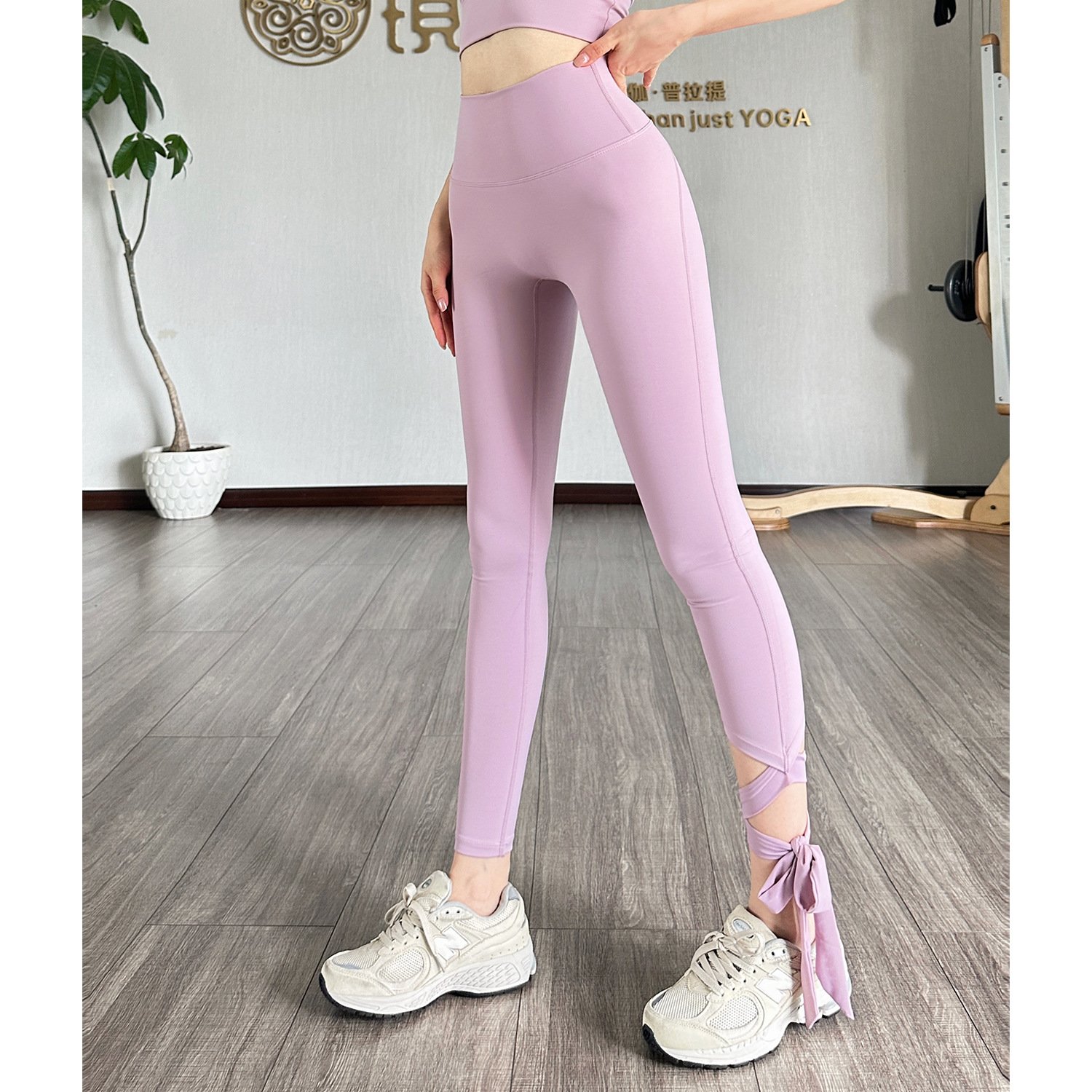 Custom Logo Yoga Pants Butt Lift Solid Color Fitness Leggings Bra Women's Sports Fitness Yoga Set
