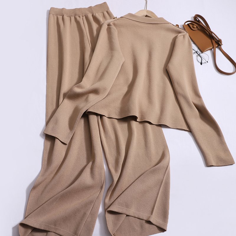Wholesale 2024 Autumn New Fashion Lapel Buckle Knitted Long Sleeved Jacket Solid Color Wide Leg Pants Women's Sets