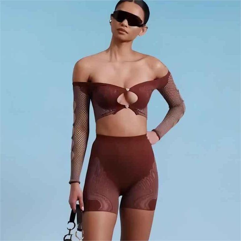 King Mcgreen Star Women 2 Piece Set Print Patchwork Sexy Rhinestone Off Shoulder Long Sleeve Crop Tops Shorts Nightclub Wear