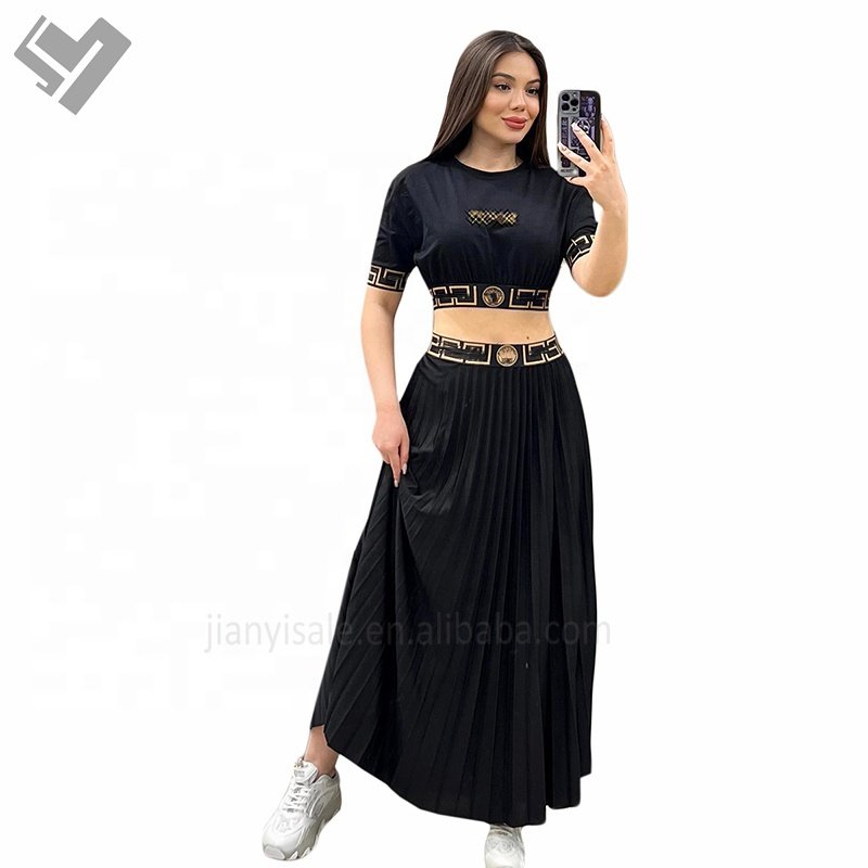 Famous Brand Women Luxury 2 Pieces Skirt Set Designer Print Short Sleeve Vintage Long Skirt Suit Summer 2 Piece Set