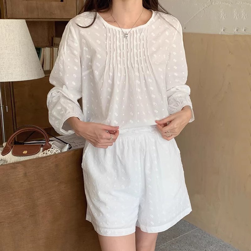Wholesale 2024 Autumn New Style Retro Temperament Pleated Long Sleeved Shirt Versatile Casual Shorts Women's Set