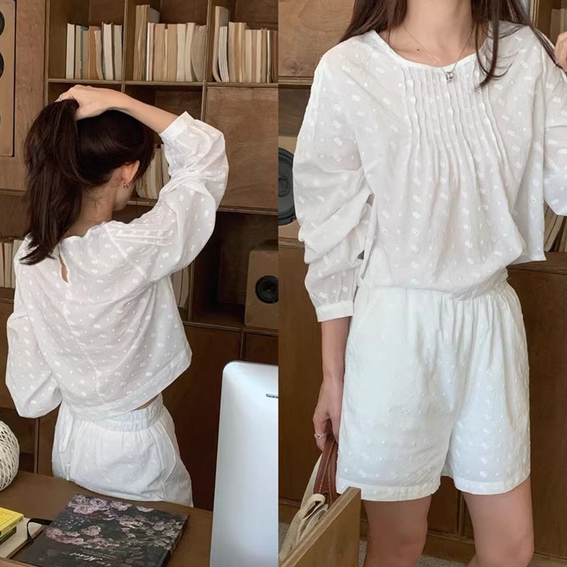 Wholesale 2024 Autumn New Style Retro Temperament Pleated Long Sleeved Shirt Versatile Casual Shorts Women's Set