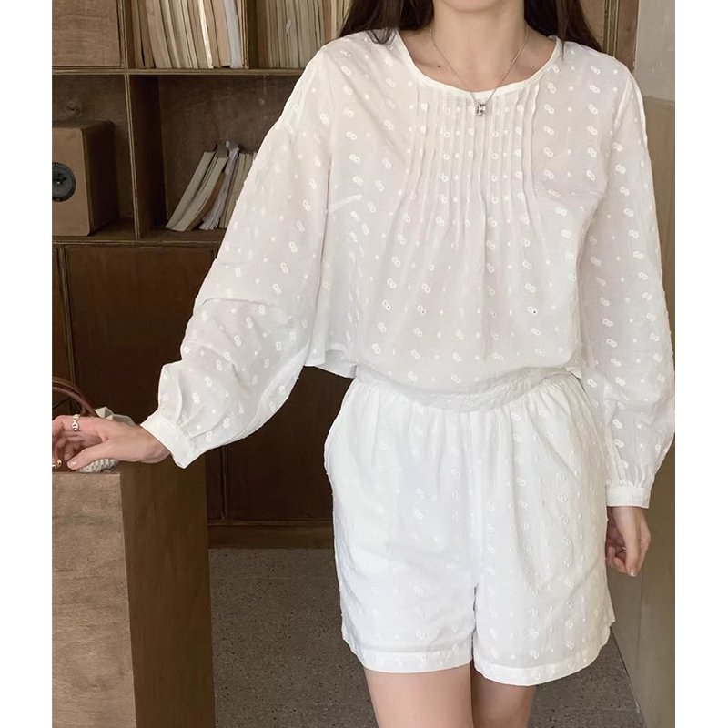 Wholesale 2024 Autumn New Style Retro Temperament Pleated Long Sleeved Shirt Versatile Casual Shorts Women's Set