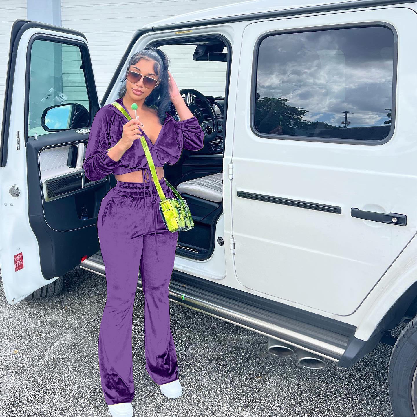 2024 High quality Velvet Sweatpants And Hoodie Set Tracksuit Women's Set