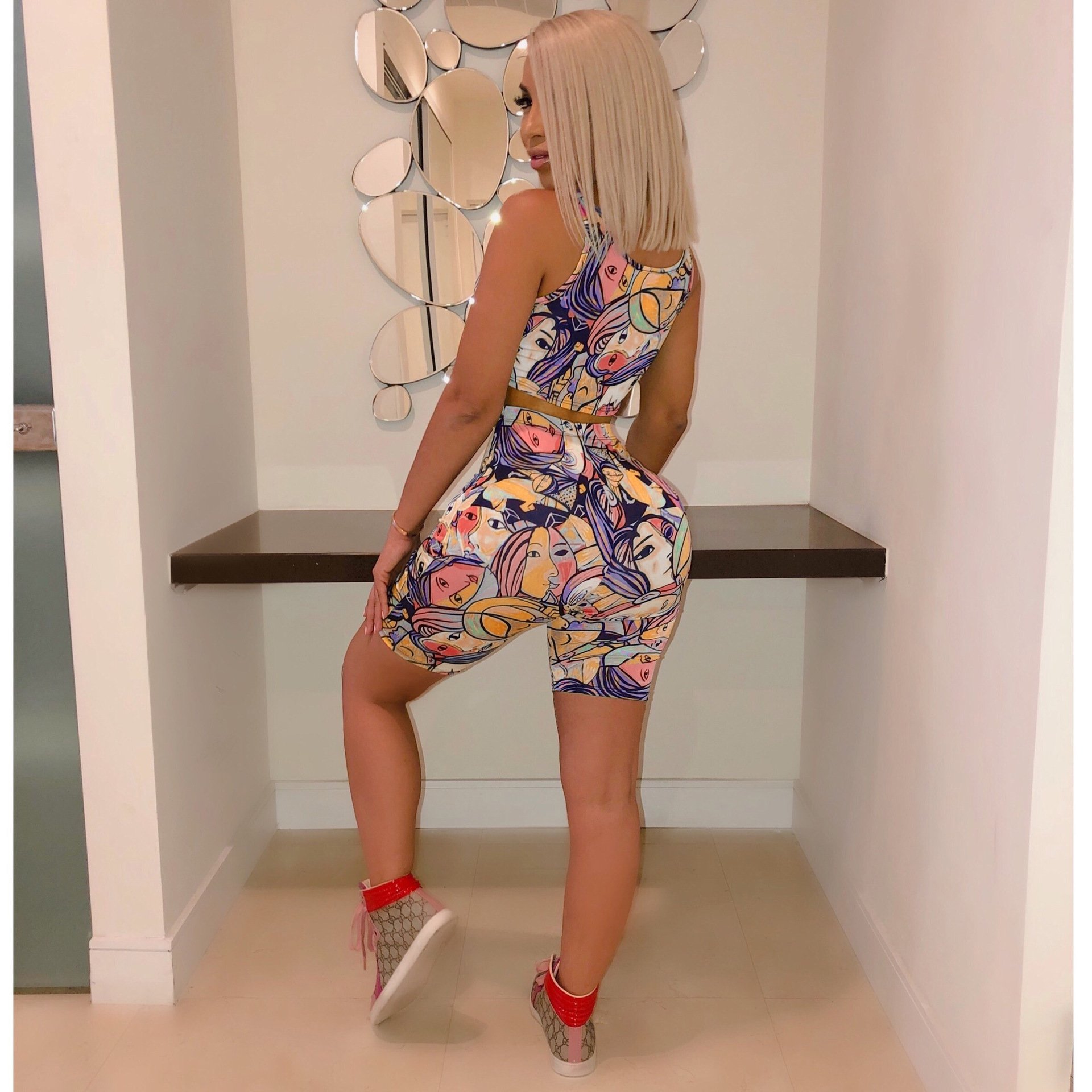 Custom plus size set for women,summer short pants suit,colorful print casual sleeveless 2 Piece Set