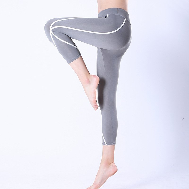 Quick-Drying Stretch Yoga Pants High-Waist Hip-Lifting Ladies Breathable And Moisture Absorbing Leisure outdoor Sports Tight Cro