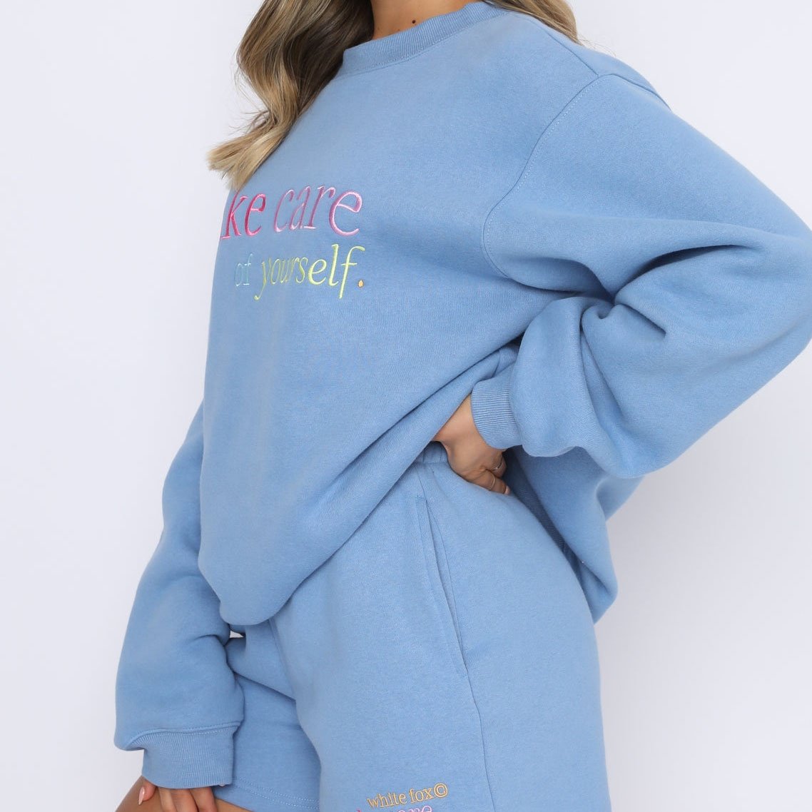 Custom Sweatshirts Short Pants Two Piece Sets For Women Loose Fashionable Lounge Wear Women Jogger Sweatsuits Tracksuit