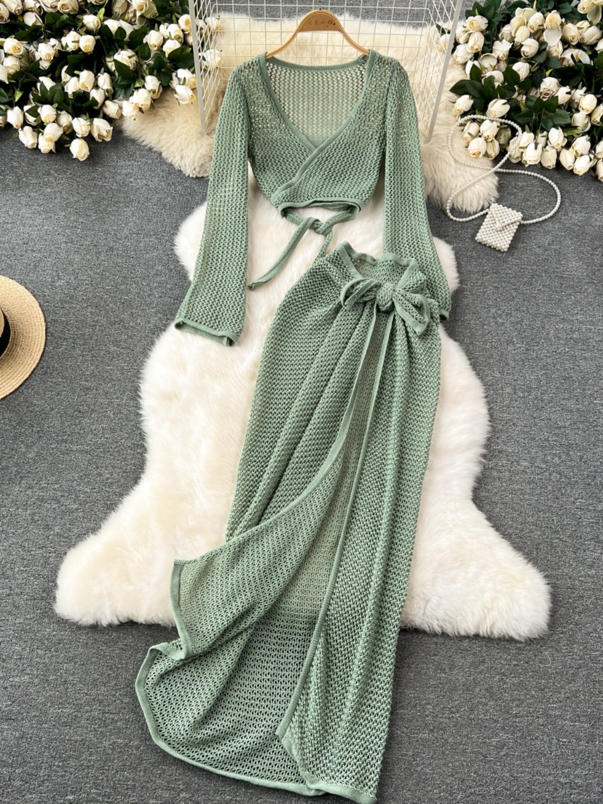 Boutique Wholesale 2024 Autumn New Long Sleeved Deep V Waist Lace High Waist Knitwear Sexy Split Skirt Women's Set