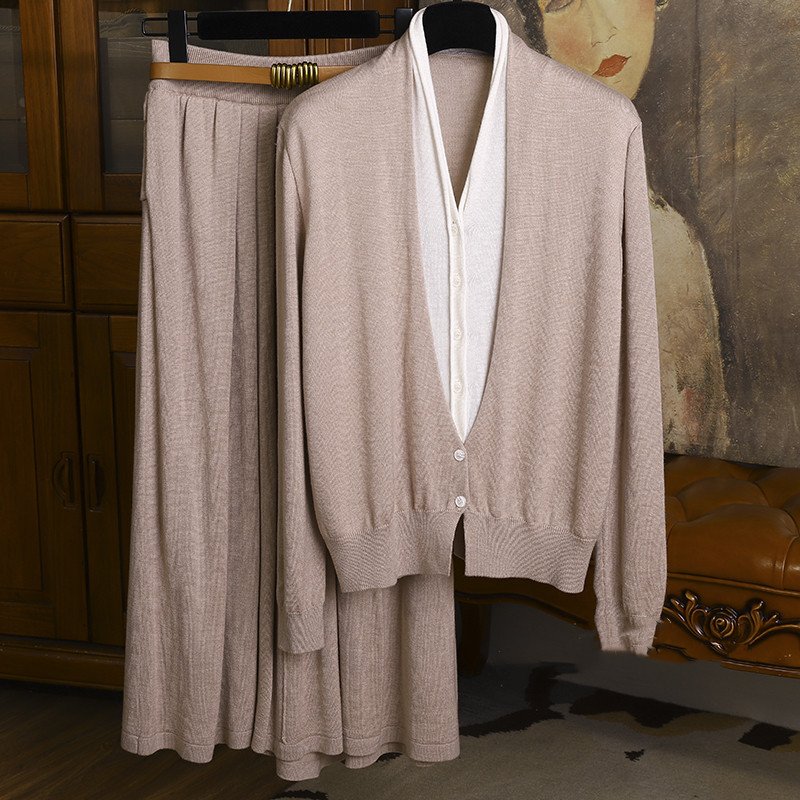 Wholesale 2024 Autumn New Fashion Style Slimming V-neck Fake Two Piece Wool Imitation Knitted Cardigan Skirt Women's Set