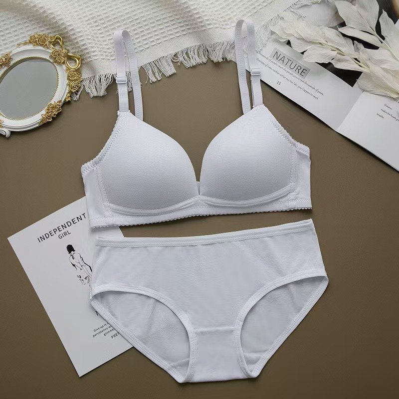 Cotton women's bra set high quality cotton solid color adjustable buckle cute girls and students gathered without rims bra.