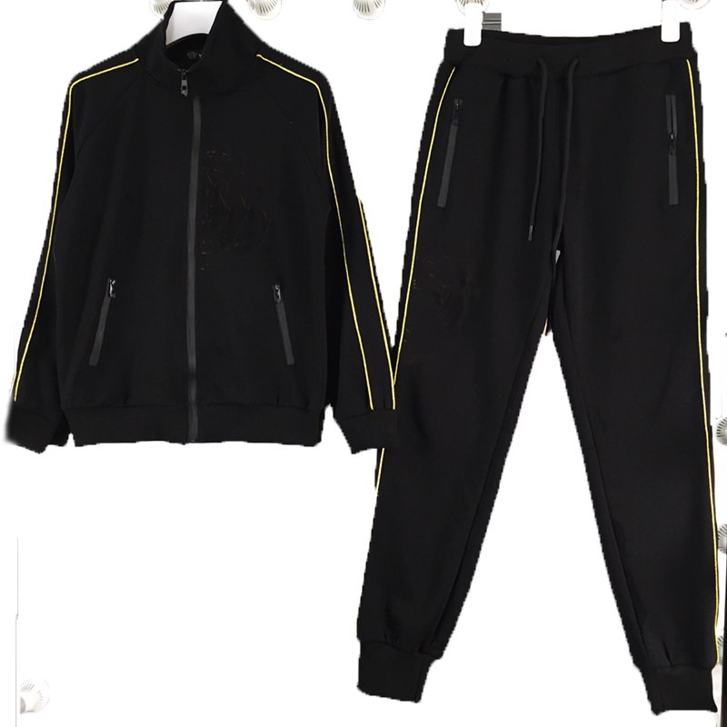 Women's New Pink Sportswear Set Two-Piece Triangle Short Sleeve T-Shirt Trousers Elastic Waist Casual Track Shorts for Spring