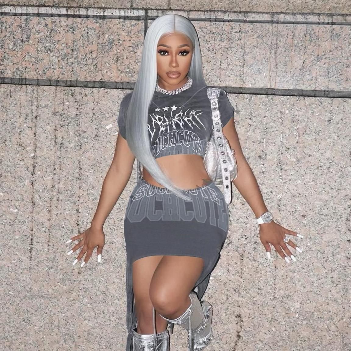 2023 New silk letter print crop top and bandage mini skirt two piece set women