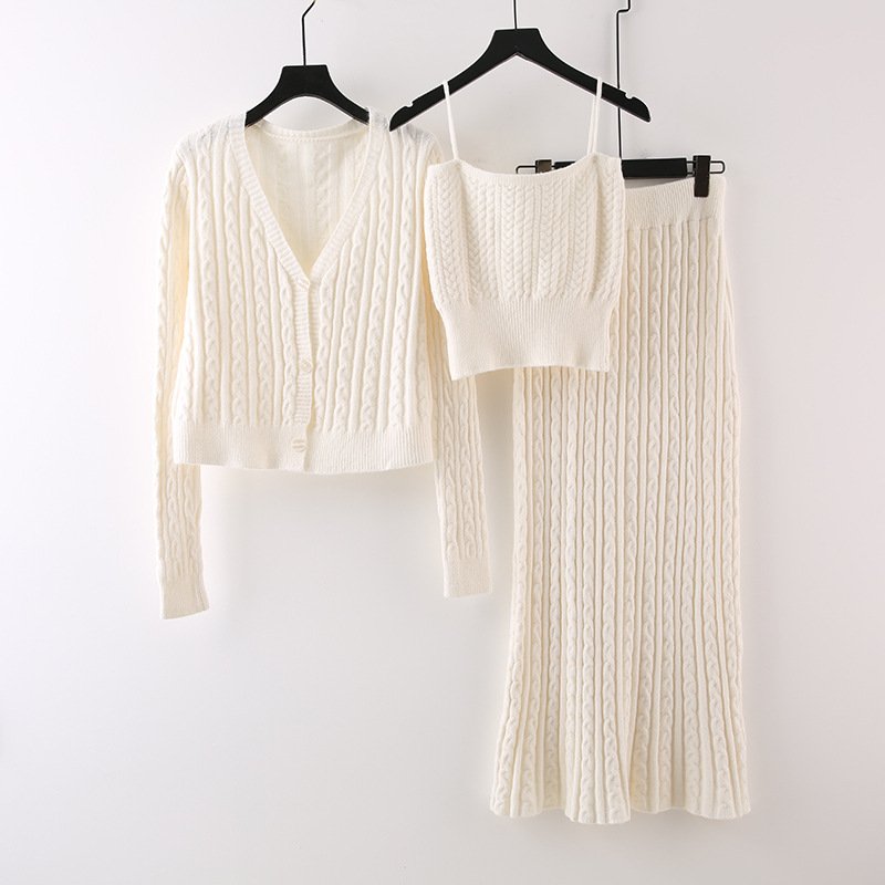 Boutique Wholesale 2024 Autumn New Fashionable French Knitted Cardigan Temperament Vest Half Skirt Women's Set