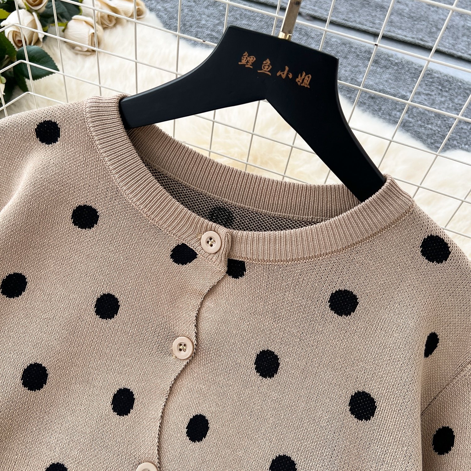 Women'S Round Neck Polka Dot Knit Cardigan Women'S Sweater Skirt Two Piece Set