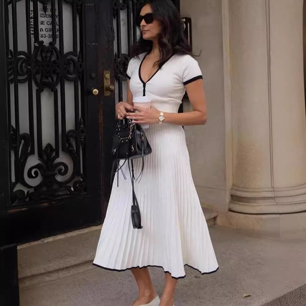 2024 Women Summer Elegant Deep V-neck Top Casual Commuter Skirt Fashion Women's Set