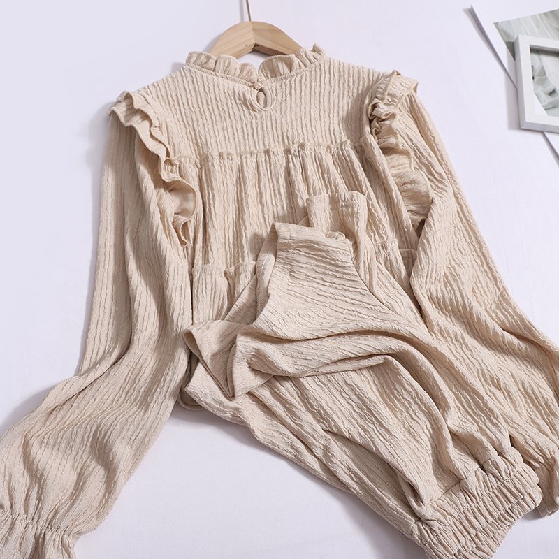 Wholesale 2024 Autumn Fashion Round Neck Long Sleeved Top High Waist Slimming and Wide Leg Shorts Women's Set