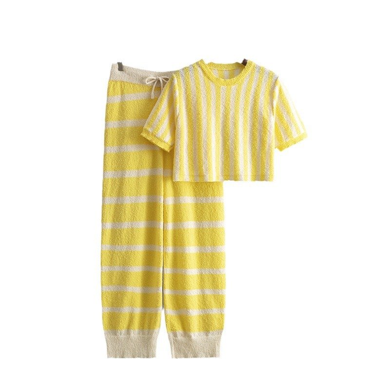 Boutique Wholesale 2024 Summer New Striped Round Neck Short Top Casual Knitted Pants Women's Set