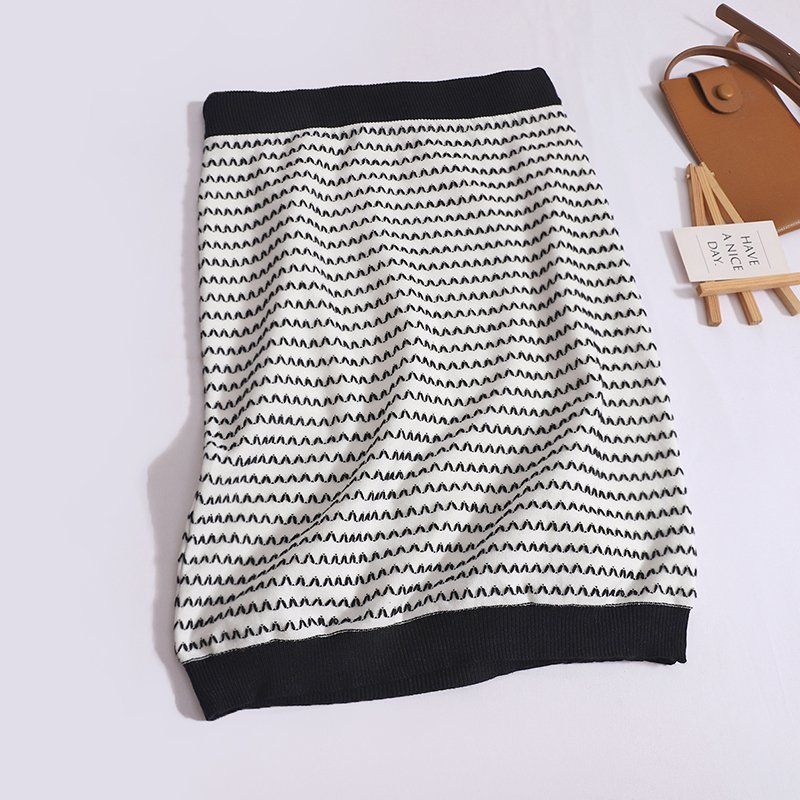 Boutique Wholesale 2024 Autumn New French Striped Temperament Knitted Jacket Contrasting Short Skirt Women's Set